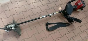 Desbrozadora con motor de gasolina MTD 990